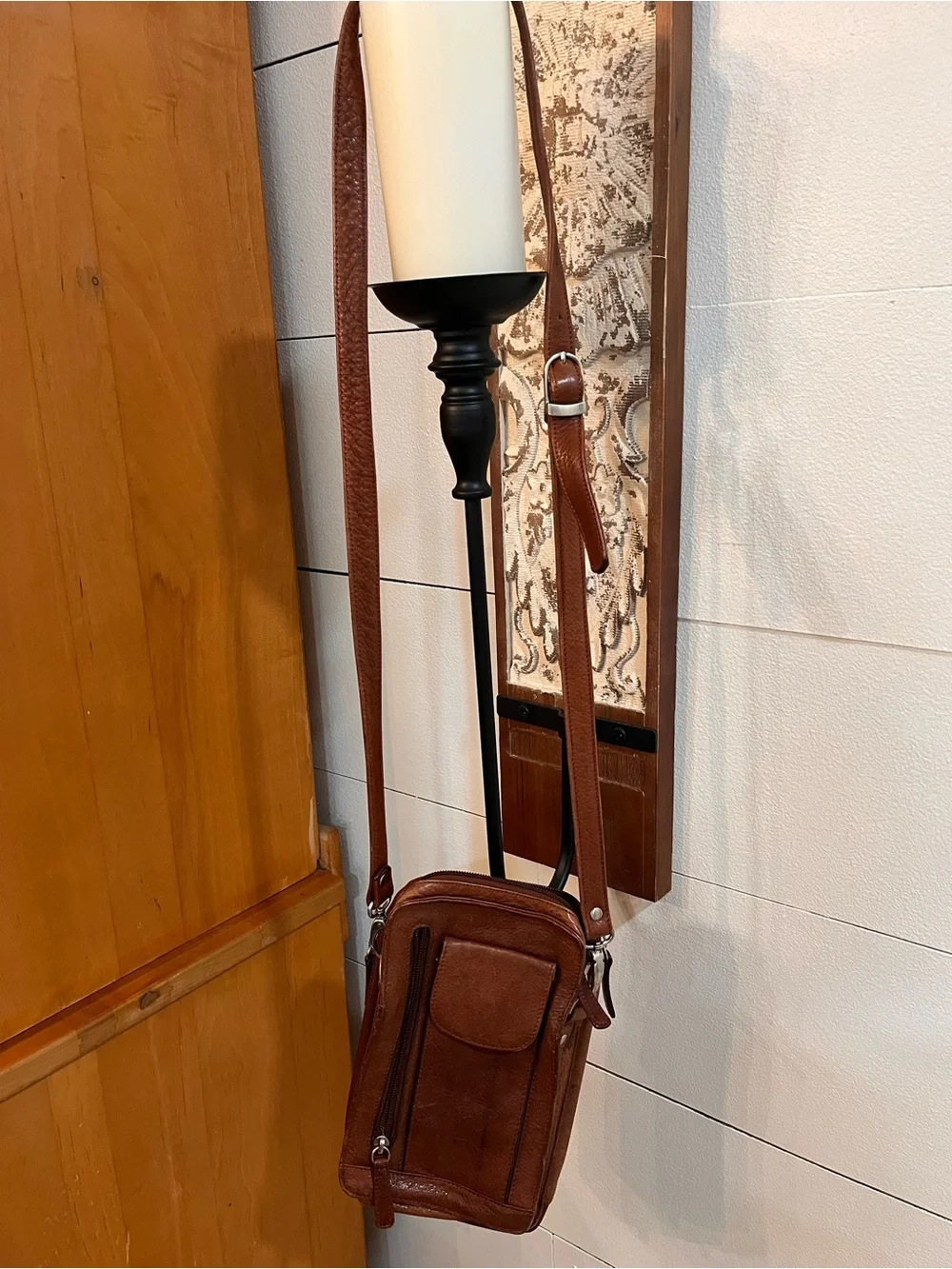 Overland Genuine Leather Crossbody Purse Wallet | Brown Multi-Pocket Travel Bag